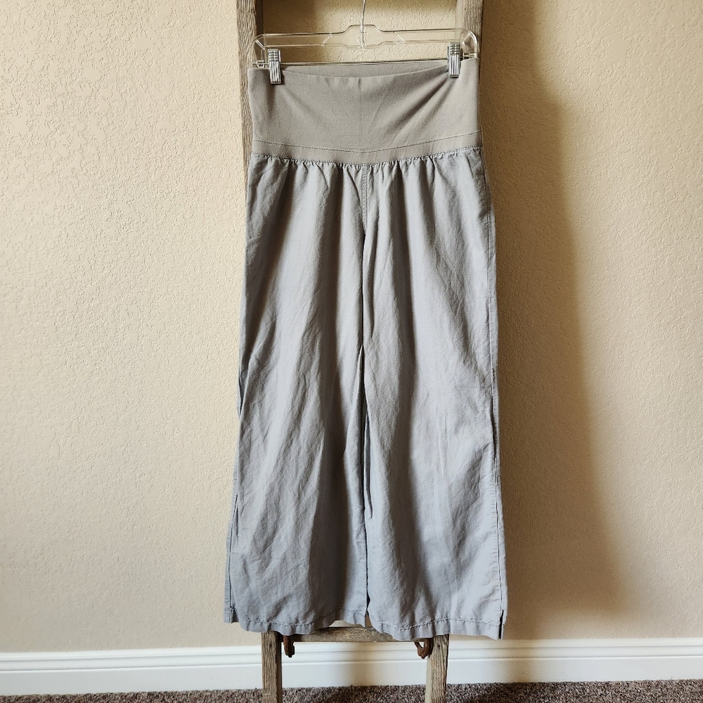 Old Navy Women's Grey Linen High-Waisted Cargo Pants- Size Medium